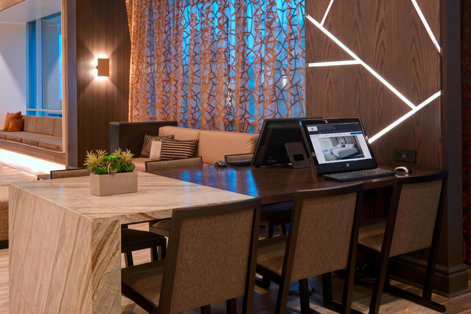 Hotel Chicago Marriott Southwest At Burr Ridge Exteriér fotografie